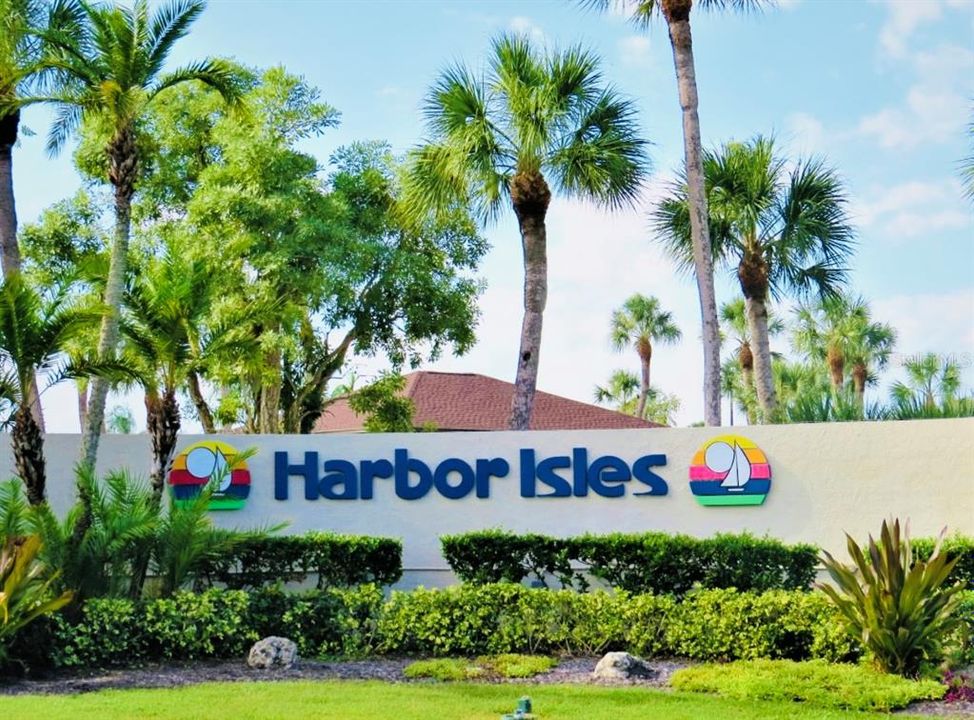 For Sale: $158,888 (2 beds, 2 baths, 1446 Square Feet)