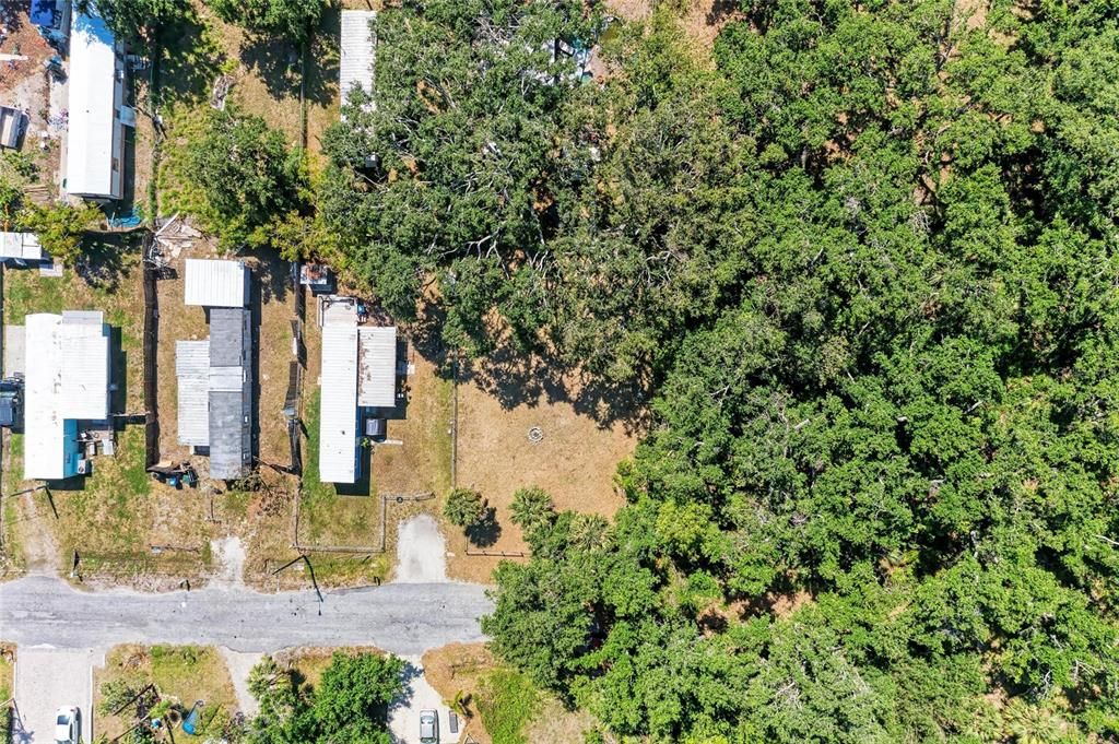 На продажу: $84,000 (0.14 acres)