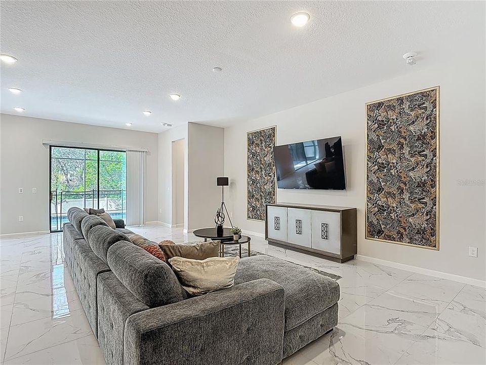 待售: $1,425,000 (12 贝兹, 11 浴室, 5031 平方英尺)