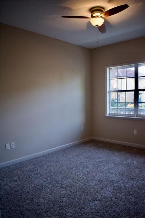 En Venta: $730,000 (3 camas, 2 baños, 2549 Pies cuadrados)