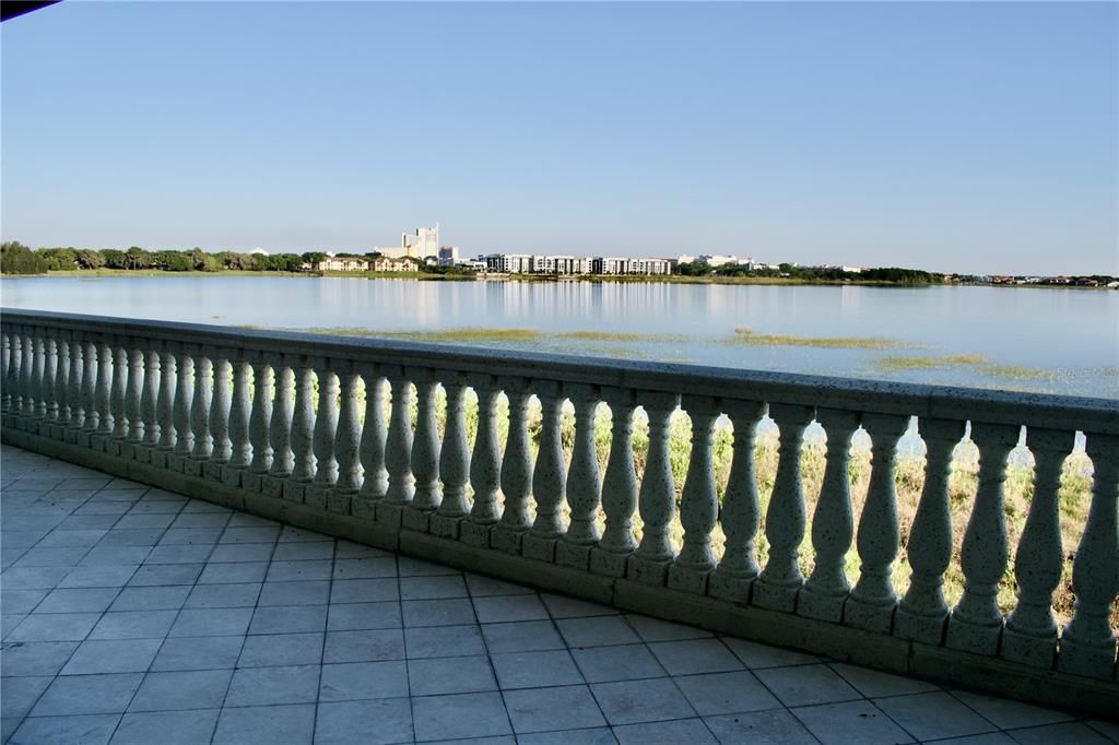 En Venta: $730,000 (3 camas, 2 baños, 2549 Pies cuadrados)