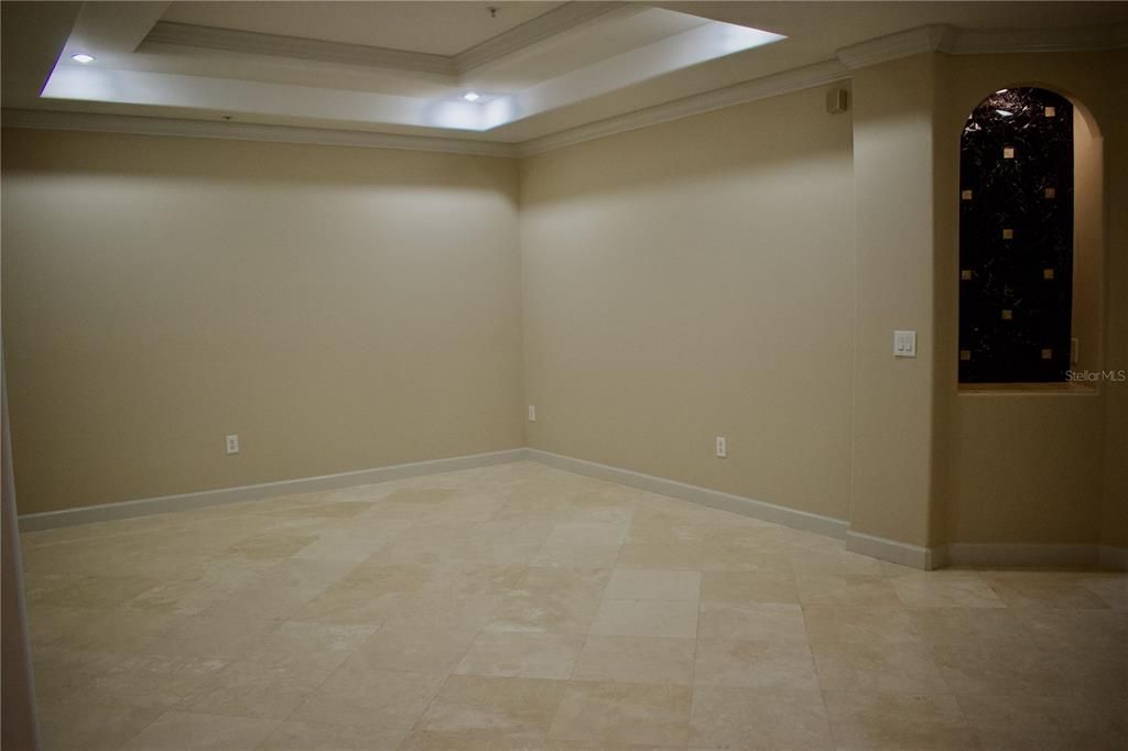 En Venta: $730,000 (3 camas, 2 baños, 2549 Pies cuadrados)