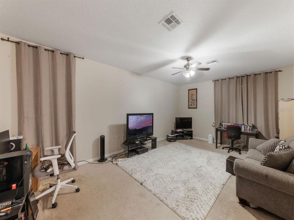 Active With Contract: $489,900 (5 beds, 2 baths, 2845 Square Feet)