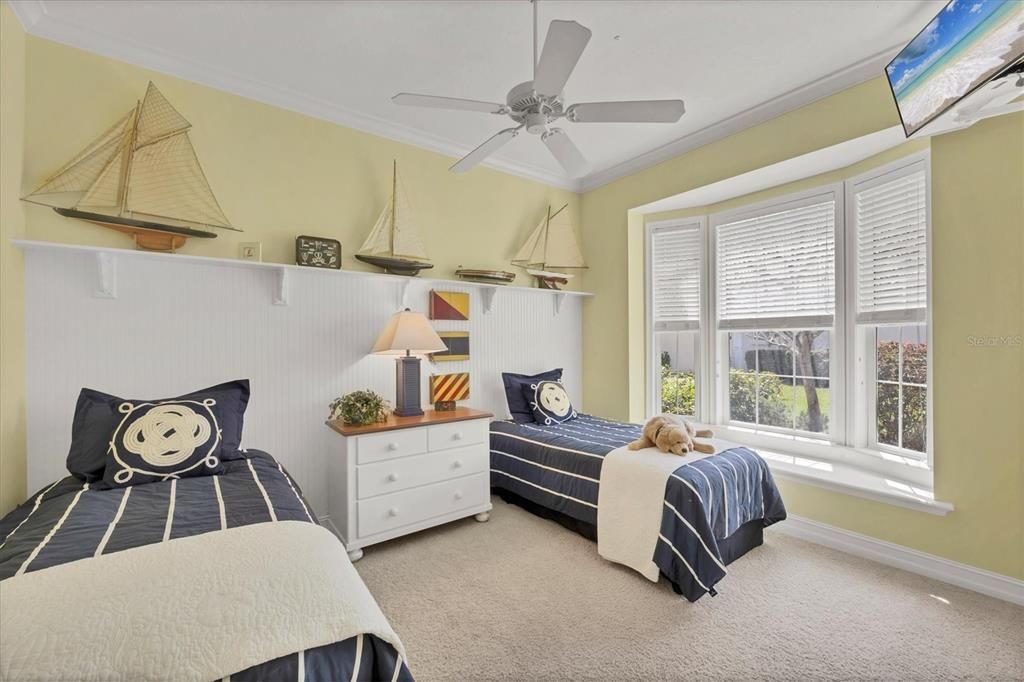 合同活跃: $2,490,000 (4 贝兹, 4 浴室, 4731 平方英尺)