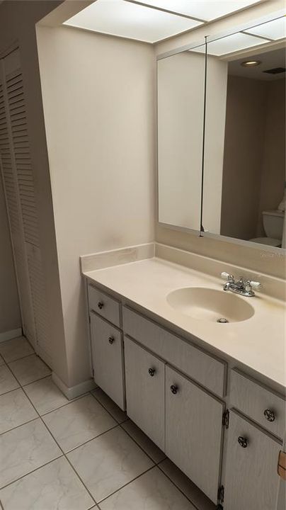 В аренду: $2,400 (2 спален, 2 ванн, 1403 Квадратных фут)