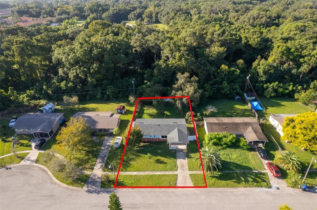 En Venta: $319,900 (4 camas, 2 baños, 1170 Pies cuadrados)