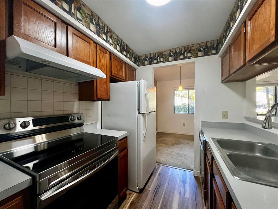 For Sale: $134,382 (2 beds, 2 baths, 918 Square Feet)