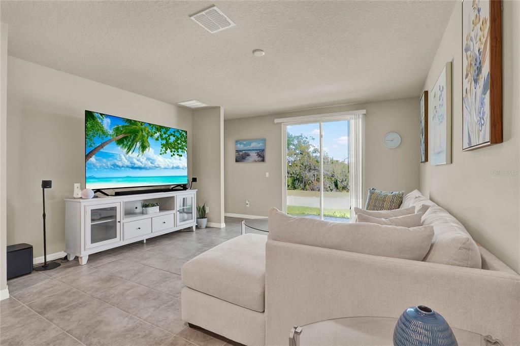 待售: $335,000 (3 贝兹, 2 浴室, 1484 平方英尺)