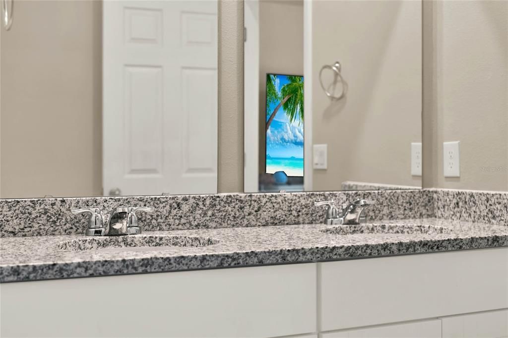 待售: $335,000 (3 贝兹, 2 浴室, 1484 平方英尺)