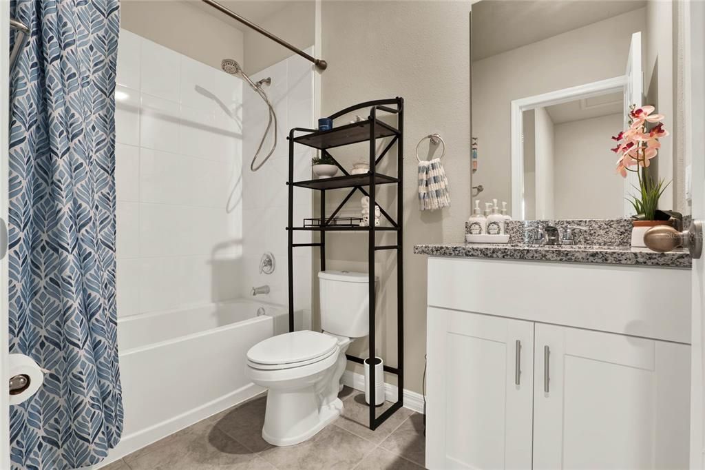 待售: $335,000 (3 贝兹, 2 浴室, 1484 平方英尺)