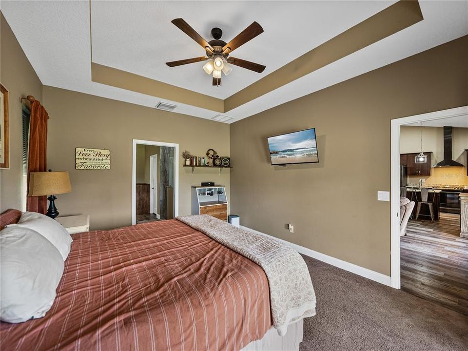 На продажу: $1,290,000 (3 спален, 2 ванн, 1750 Квадратных фут)