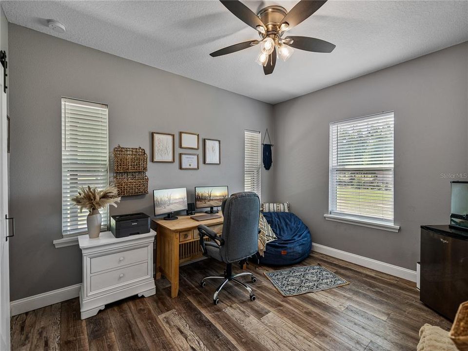 На продажу: $1,290,000 (3 спален, 2 ванн, 1750 Квадратных фут)