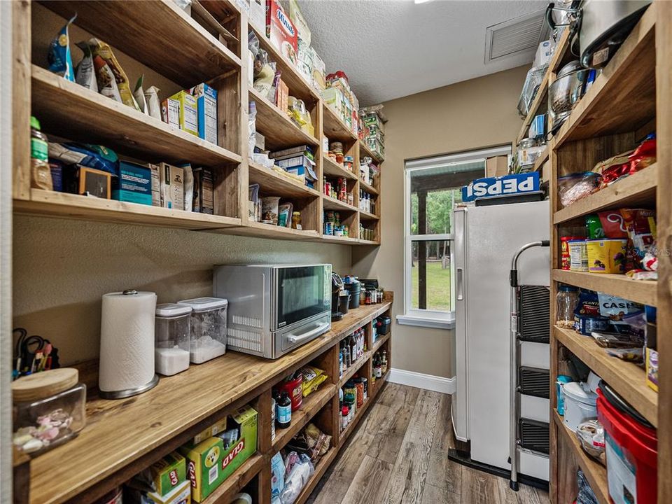 На продажу: $1,290,000 (3 спален, 2 ванн, 1750 Квадратных фут)