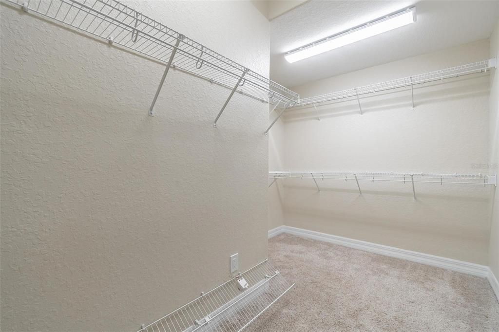 For Rent: $7,495 (4 beds, 3 baths, 2777 Square Feet)