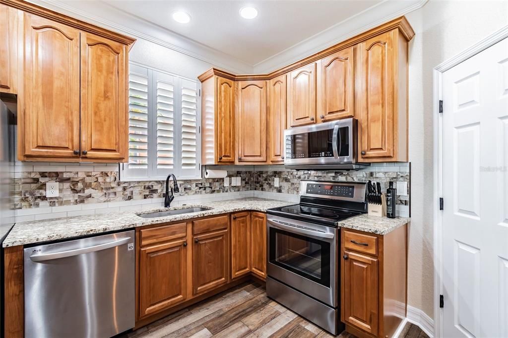 For Rent: $7,495 (4 beds, 3 baths, 2777 Square Feet)