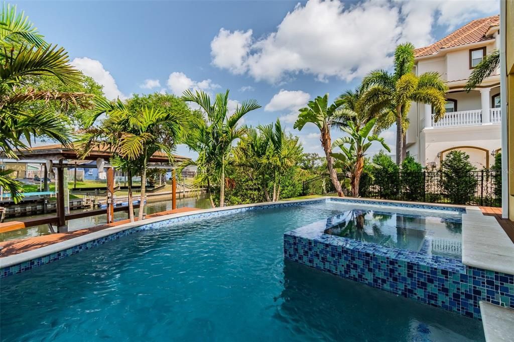 For Rent: $7,495 (4 beds, 3 baths, 2777 Square Feet)