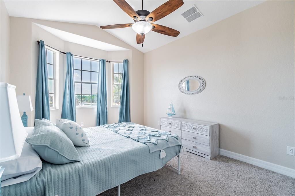 For Rent: $7,495 (4 beds, 3 baths, 2777 Square Feet)