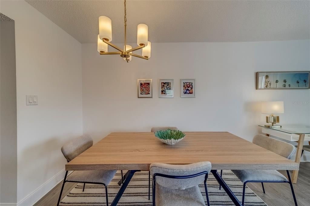 В аренду: $2,000 (1 спален, 1 ванн, 747 Квадратных фут)