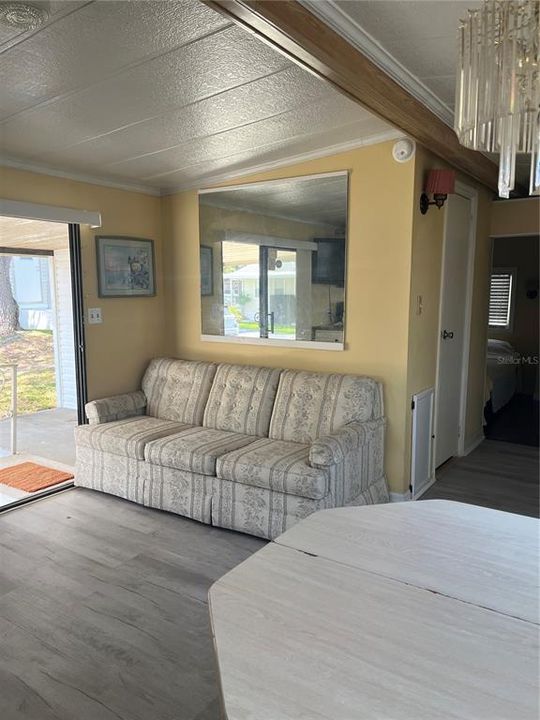 На продажу: $63,000 (1 спален, 1 ванн, 372 Квадратных фут)