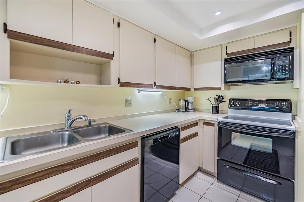 待售: $364,900 (3 贝兹, 2 浴室, 1685 平方英尺)