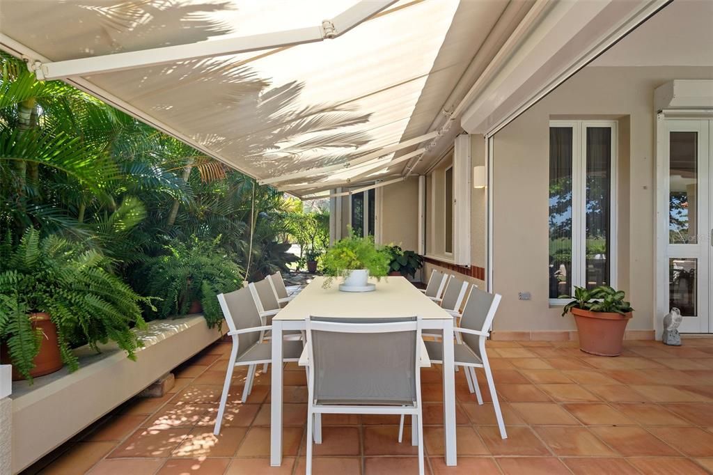 待售: $3,900,000 (3 贝兹, 3 浴室, 3916 平方英尺)