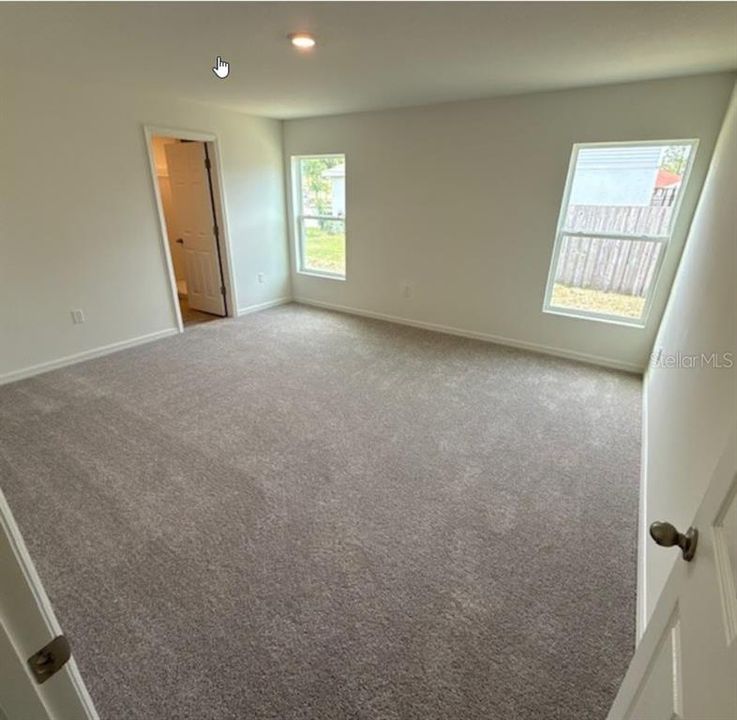 En Venta: $331,990 (4 camas, 2 baños, 1806 Pies cuadrados)