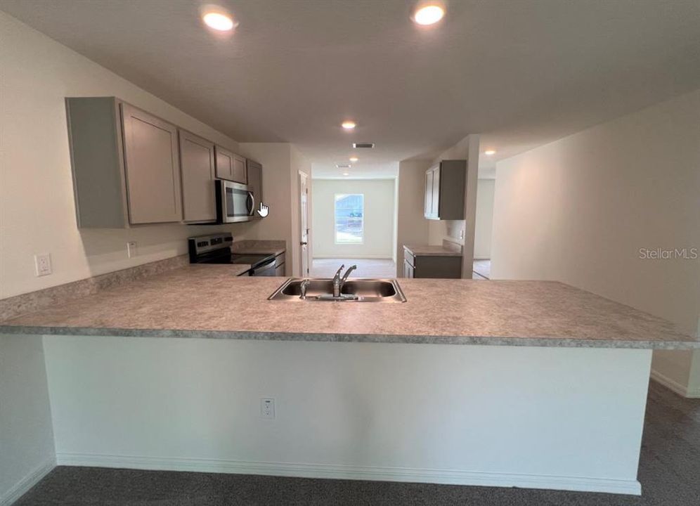 For Sale: $316,990 (3 beds, 2 baths, 1552 Square Feet)