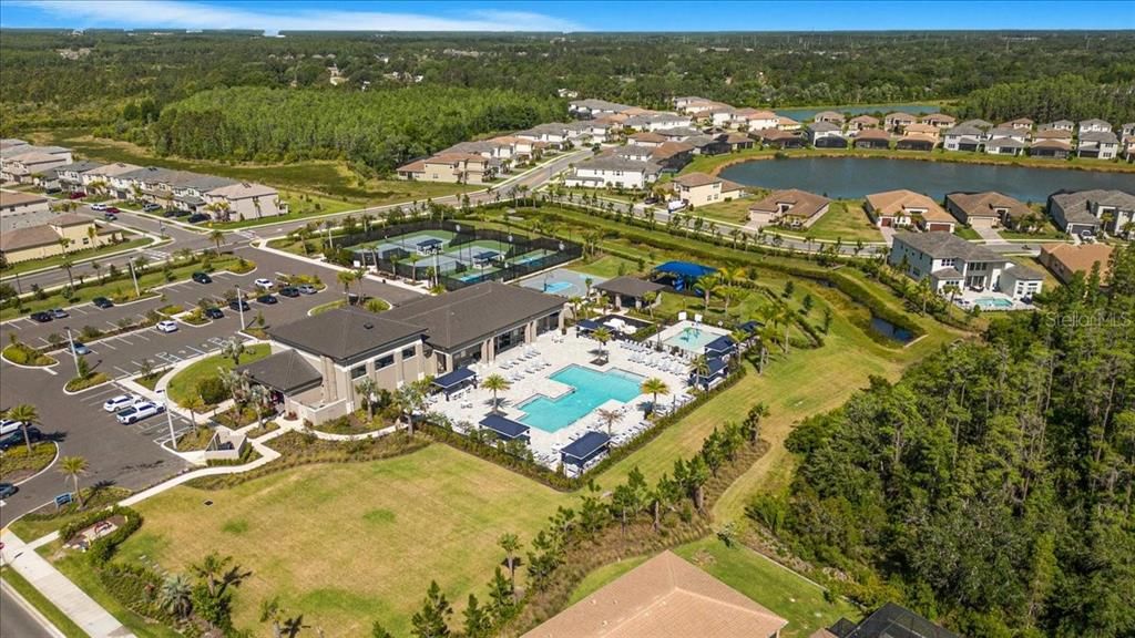 En Venta: $1,195,000 (5 camas, 5 baños, 4501 Pies cuadrados)