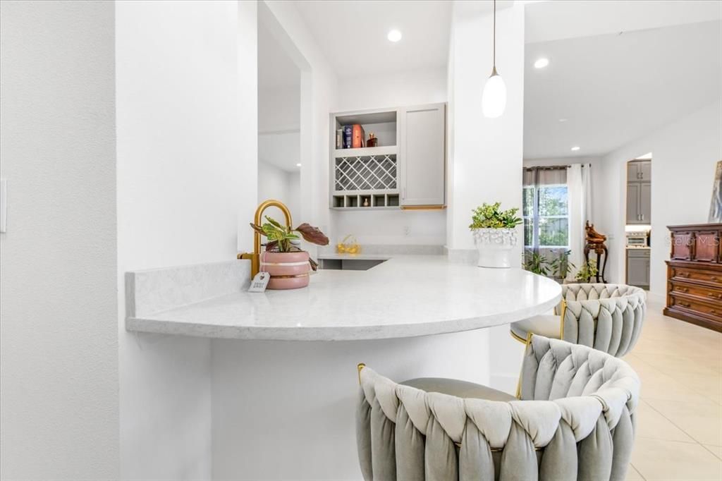 En Venta: $1,195,000 (5 camas, 5 baños, 4501 Pies cuadrados)