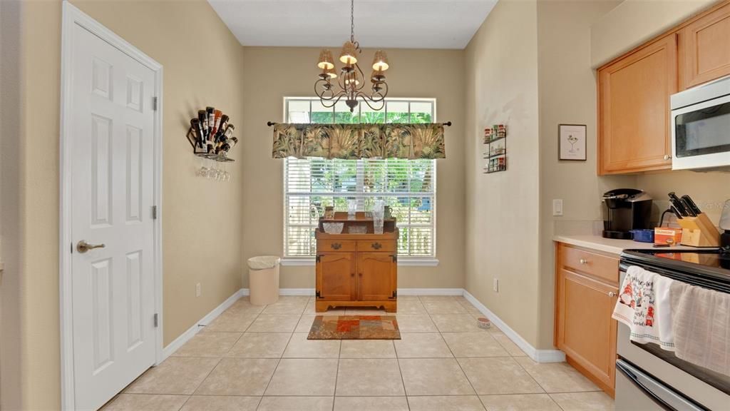 Active With Contract: $375,000 (3 beds, 2 baths, 2018 Square Feet)