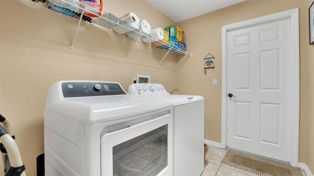 Active With Contract: $375,000 (3 beds, 2 baths, 2018 Square Feet)