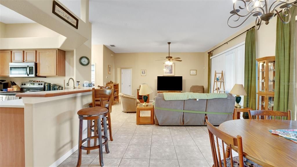 Active With Contract: $375,000 (3 beds, 2 baths, 2018 Square Feet)