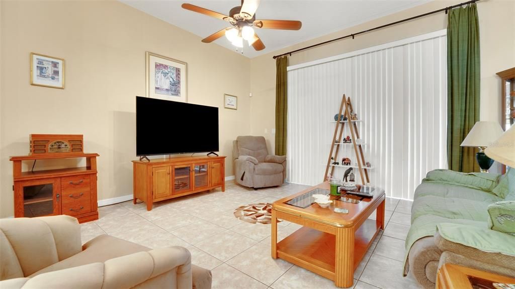 Active With Contract: $375,000 (3 beds, 2 baths, 2018 Square Feet)
