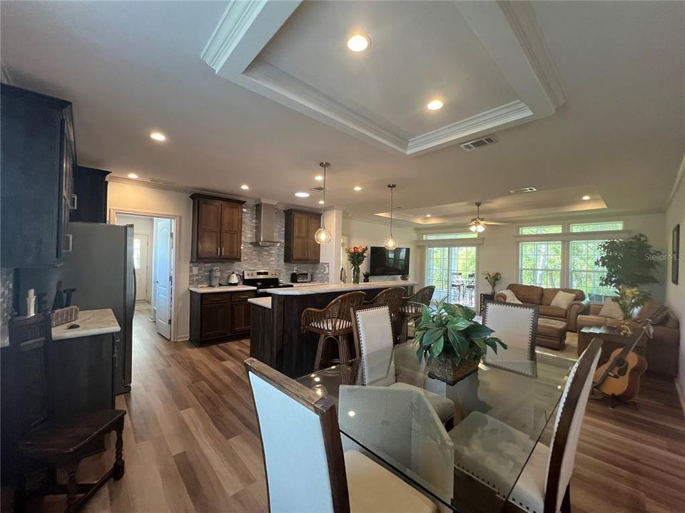 For Rent: $1,800 (3 beds, 2 baths, 1456 Square Feet)