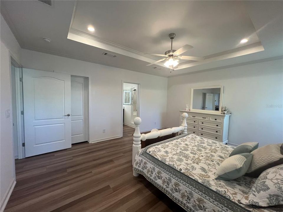 For Rent: $1,800 (3 beds, 2 baths, 1456 Square Feet)