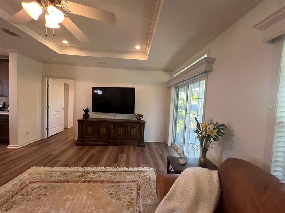 For Rent: $1,800 (3 beds, 2 baths, 1456 Square Feet)