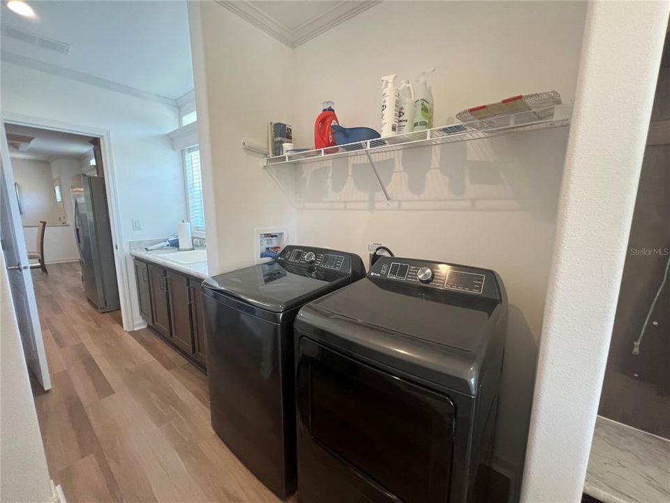 For Rent: $1,800 (3 beds, 2 baths, 1456 Square Feet)