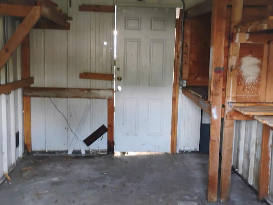 На продажу: $89,400 (2 спален, 2 ванн, 1332 Квадратных фут)