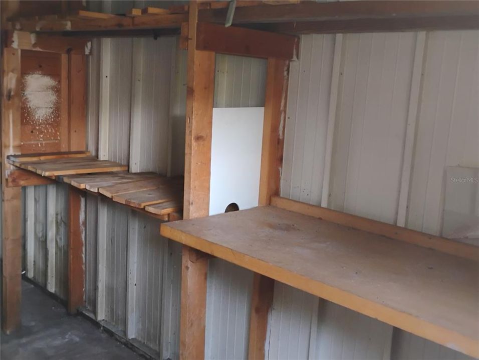 На продажу: $89,400 (2 спален, 2 ванн, 1332 Квадратных фут)