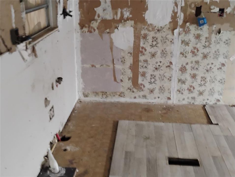 На продажу: $89,400 (2 спален, 2 ванн, 1332 Квадратных фут)