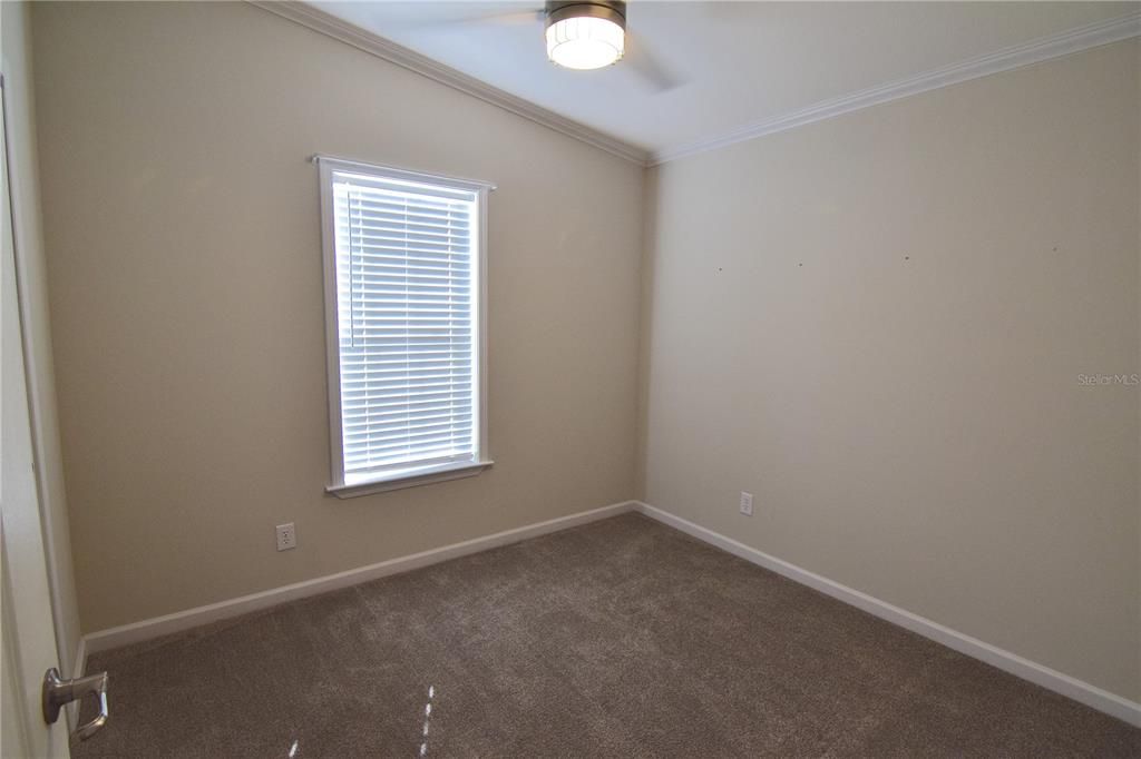 For Sale: $114,900 (3 beds, 2 baths, 1400 Square Feet)