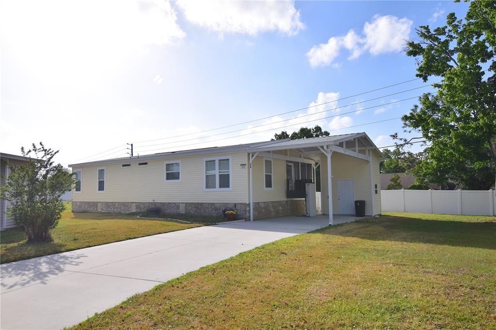 For Sale: $114,900 (3 beds, 2 baths, 1400 Square Feet)