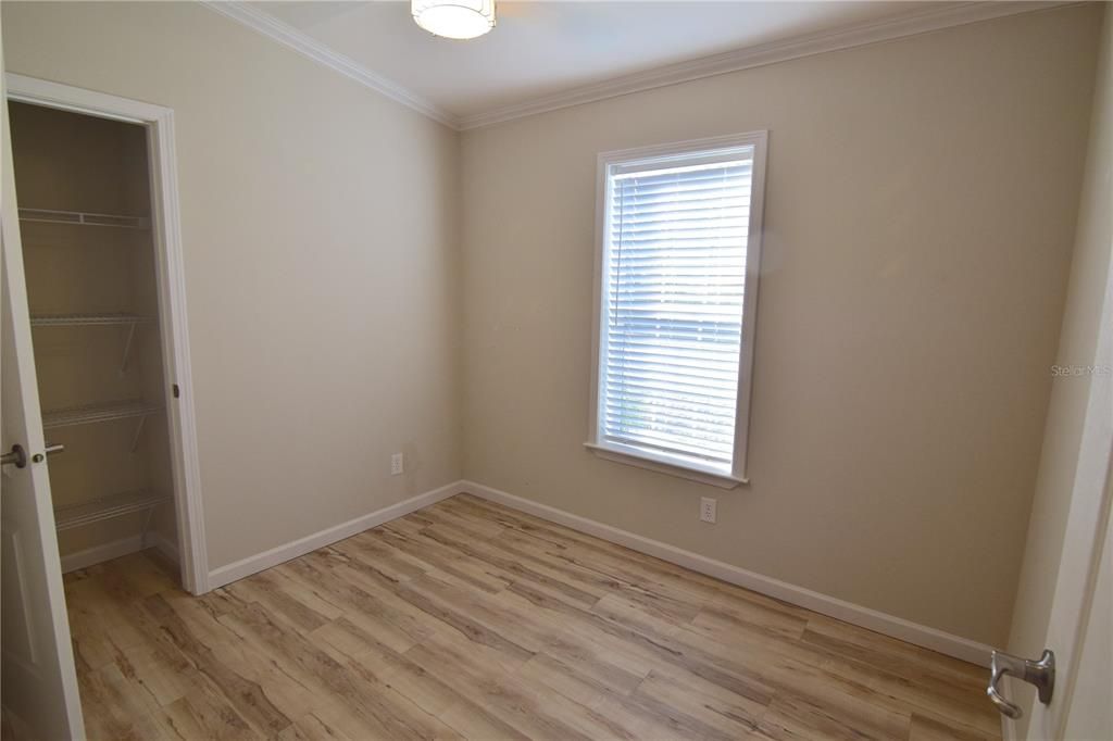 For Sale: $114,900 (3 beds, 2 baths, 1400 Square Feet)