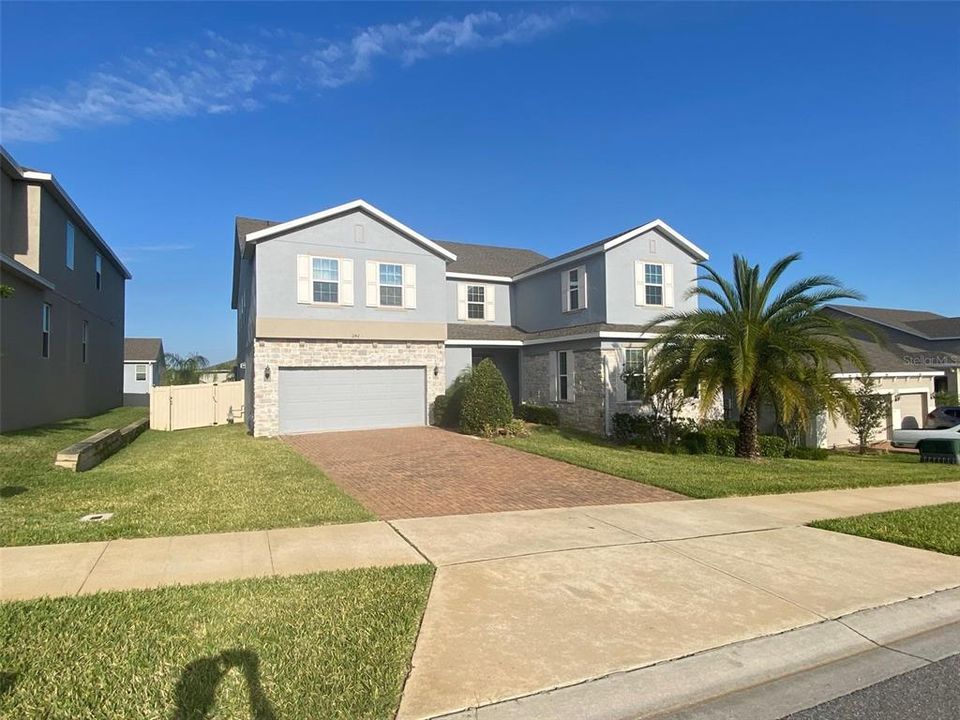 Recently Sold: $790,000 (6 beds, 4 baths, 4802 Square Feet)