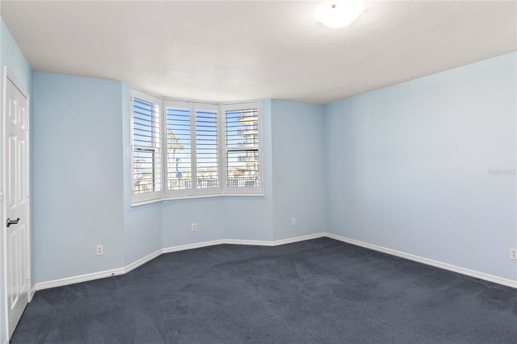 Active With Contract: $599,000 (3 beds, 2 baths, 1545 Square Feet)