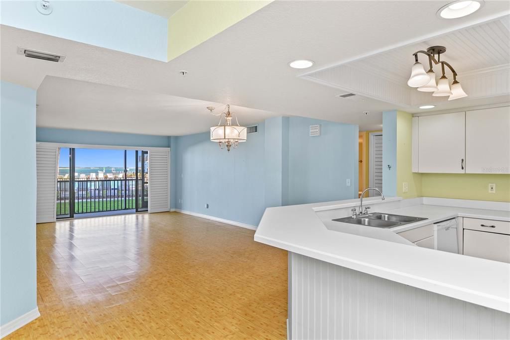 Active With Contract: $599,000 (3 beds, 2 baths, 1545 Square Feet)