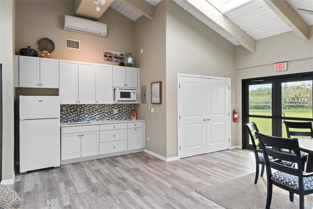 Active With Contract: $599,000 (3 beds, 2 baths, 1545 Square Feet)