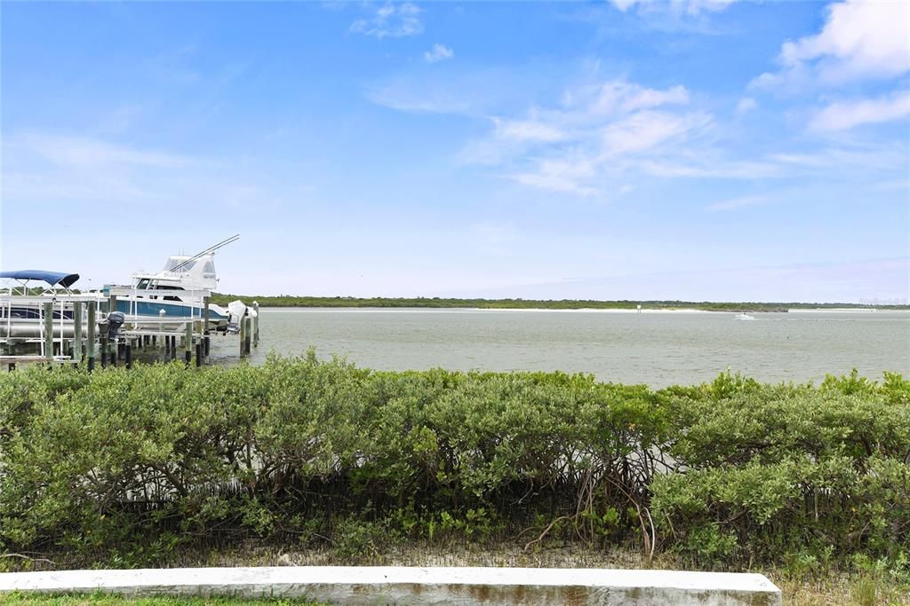 Active With Contract: $599,000 (3 beds, 2 baths, 1545 Square Feet)