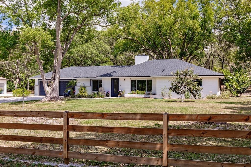 最近售出: $569,000 (3 贝兹, 2 浴室, 2382 平方英尺)