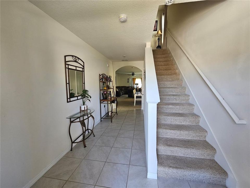 En Venta: $400,000 (5 camas, 3 baños, 2522 Pies cuadrados)